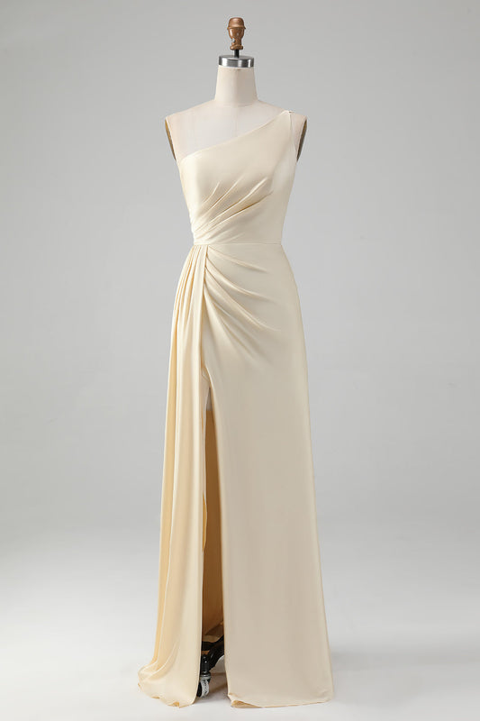 Robe longue de demoiselle d'honneur fourreau asymétrique à une épaule, couleur champagne, avec fente