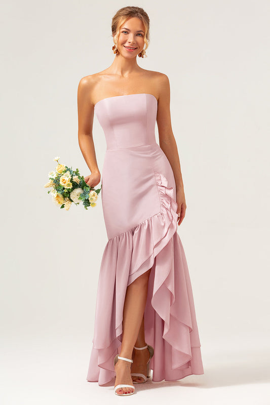 Robe de demoiselle d'honneur rose fourreau bustier asymétrique à volants