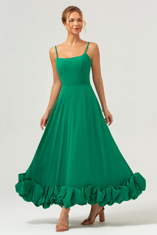 Robe de demoiselle d'honneur longue en mousseline vert émeraude, coupe trapèze, bretelles spaghetti
