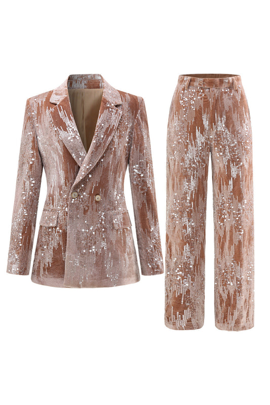 Costumes deux pièces en velours rose poudré scintillant avec revers crantés et sequins