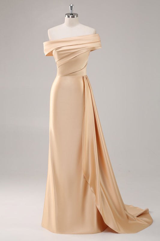 Robe de soirée longue satinée champagne plissée asymétrique