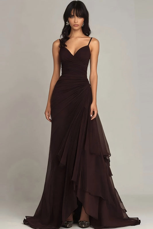 Robe de cérémonie à fines bretelles marron foncé, coupe trapèze et volants