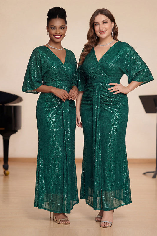 Robe de chorale longue fourreau verte foncée scintillante froncée à sequins