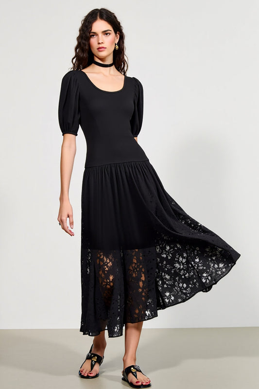 Robe longue de soirée en dentelle noire coupe trapèze