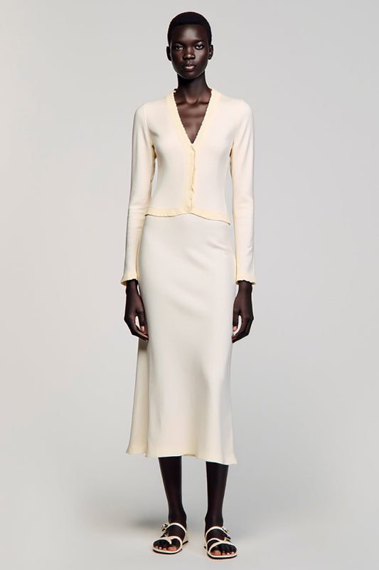 Robe fourreau ivoire à manches longues pour invitée de mariage