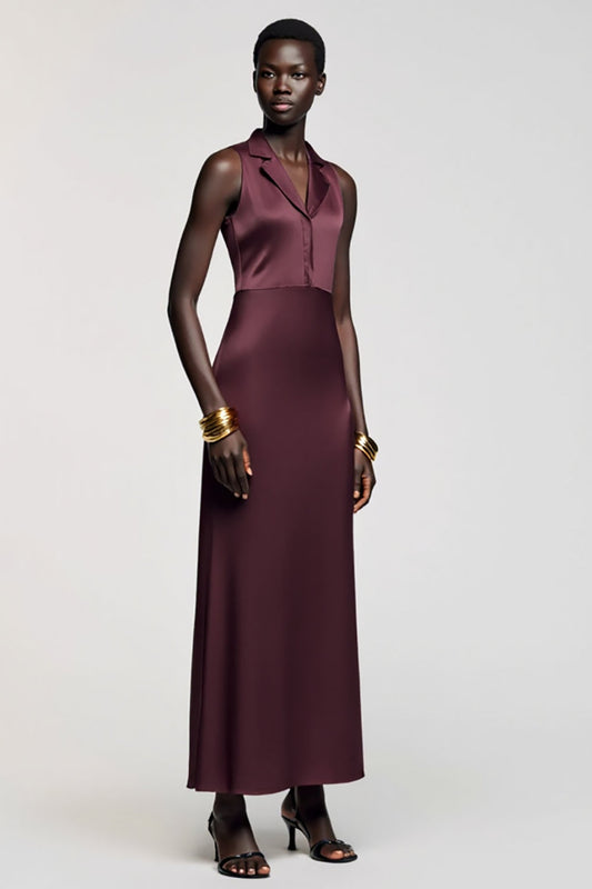 Robe d'invitée de mariage en satin rouge foncé à revers crantés