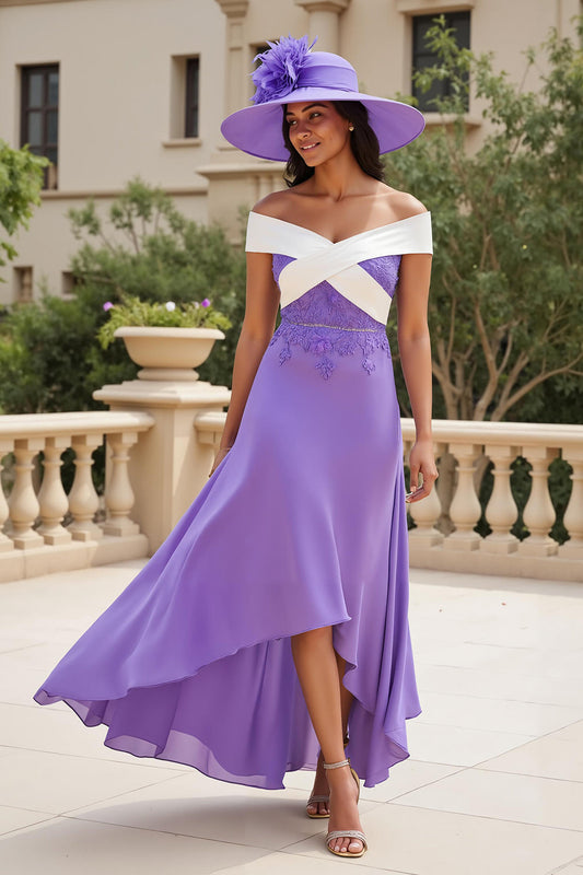 Robe de soirée asymétrique épaules dénudées ligne A en mousseline violette