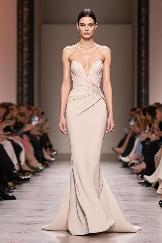 Robe de soirée longue sirÚne plissée bustier en satin couleur champagne