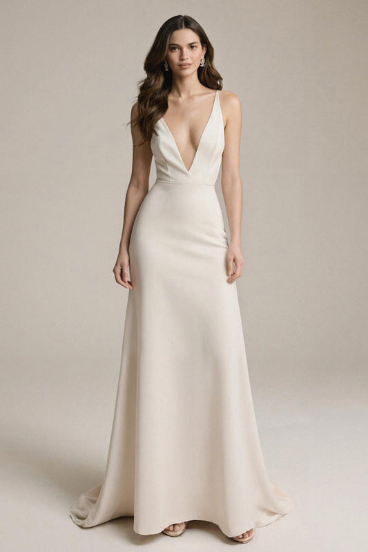Robe de soirée longue fourreau simple en satin ivoire à col en V