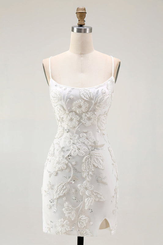 Robe de cocktail blanche moulante à fines bretelles avec applications et fente