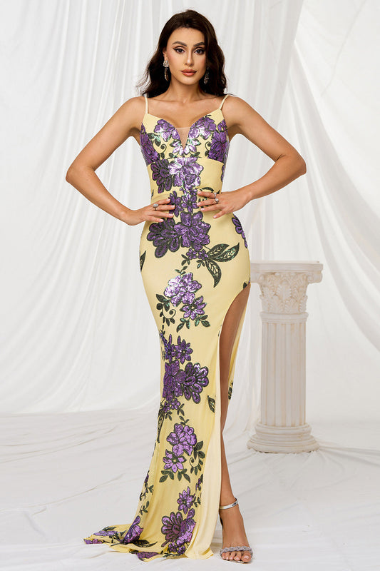 Robe de bal jaune sirène à fines bretelles, traîne balayée et fleurs