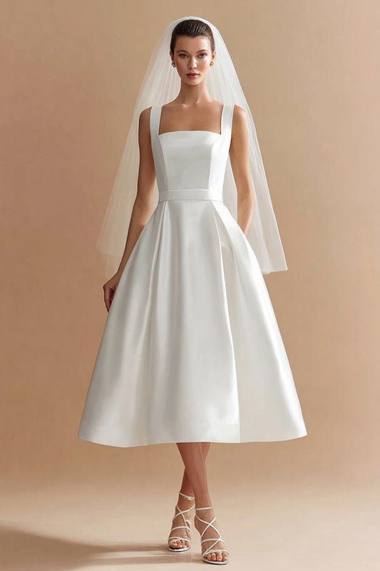Robe de mariée midi trapèze en satin blanc à col carré