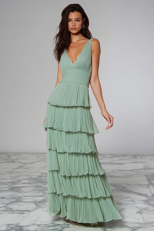 Robe longue de demoiselle d'honneur trapèze en mousseline volantée vert clair