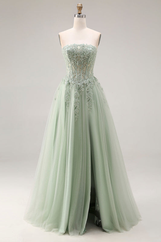 Robe longue de bal de promo trapèze vert poussiéreux en tulle, bustier, sans bretelles, appliquée, avec fente