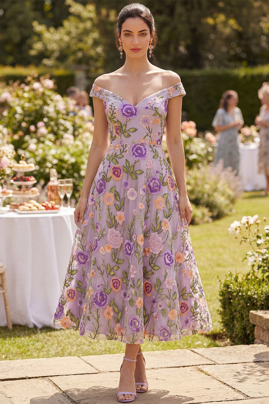 Robe Midi Florale en Tulle Brodé Lilas Épaules Dénudées Coupe Trapèze
