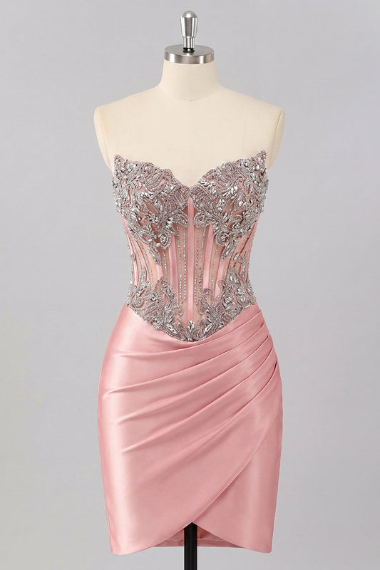 Robe de bal courte moulante en satin avec corsage bustier, fronces et strass