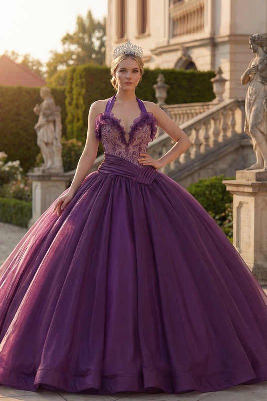 Robe de soirée Quinceañera violet foncé à col licou, perlée, avec volants