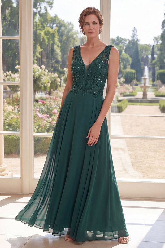 Robe longue de mère de la mariée en mousseline vert foncé col en V perlée