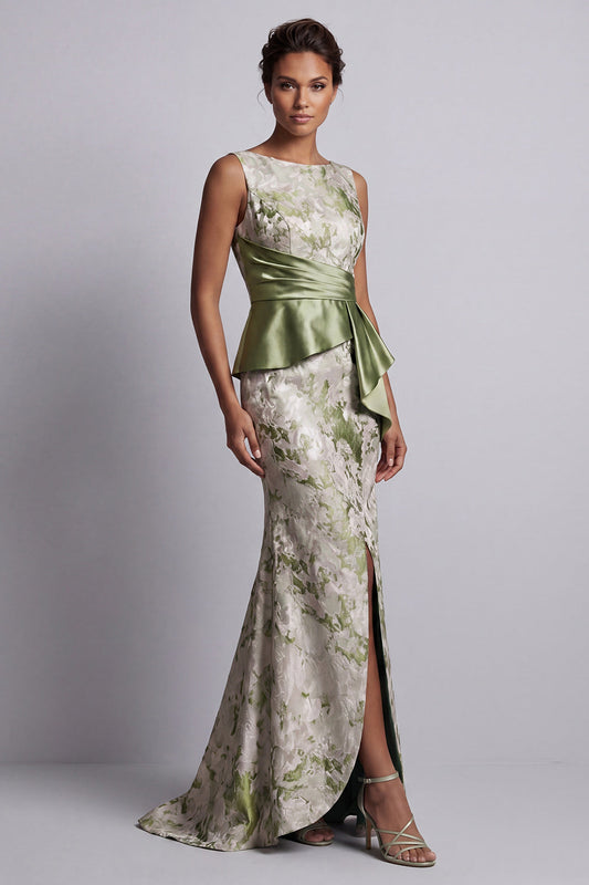 Robe de sirène longue fleurie vert clair avec ruchés et ceinture pour la mère de la mariée