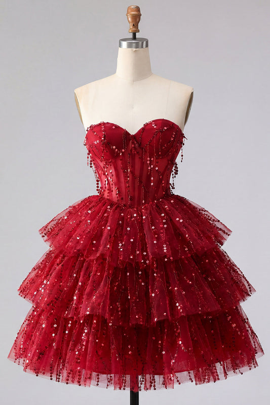 Vestido de regreso a casa con corsé de lentejuelas escalonado con escote corazón en color burdeos A-Line