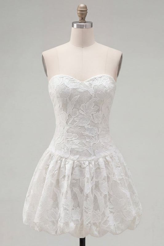 Robe de bal courte trapèze blanche à bustier et motif floral