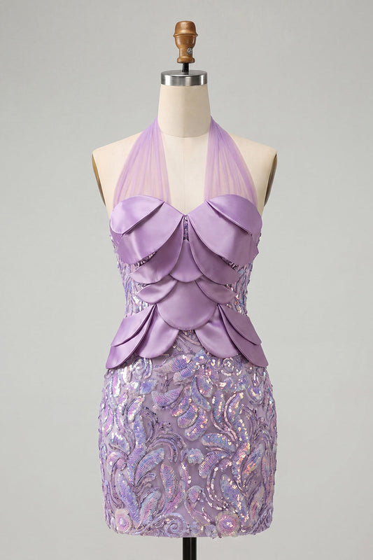 Vestido corto lila de lentejuelas con cuello halter, entallado y espalda con cordones para regreso a casa