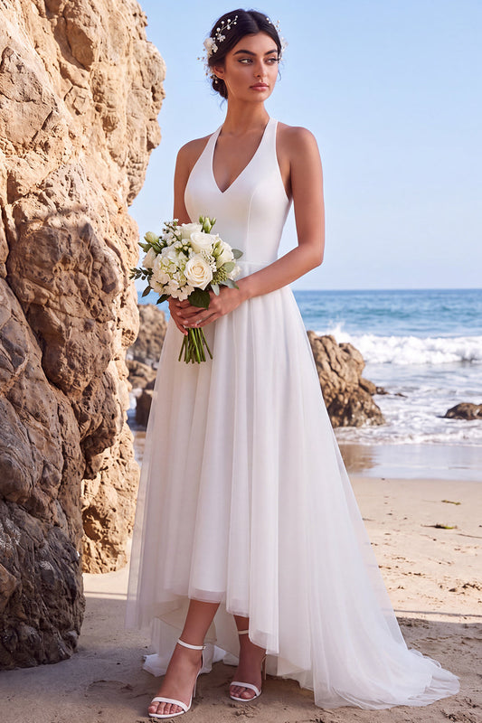 Robe de mariée blanche asymétrique dos nu en forme de A à col en V