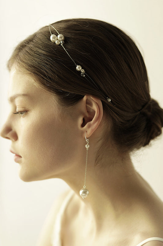 Grand bandeau de mariée et boucles d'oreilles en soie avec perles