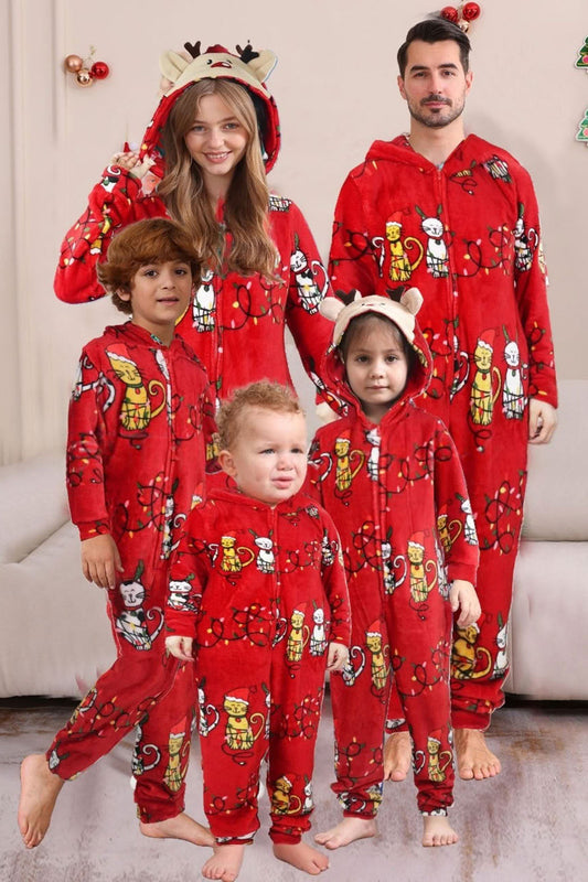 Pyjama Famille Assorti Rouge à Manches Longues Motif Chat et Capuche