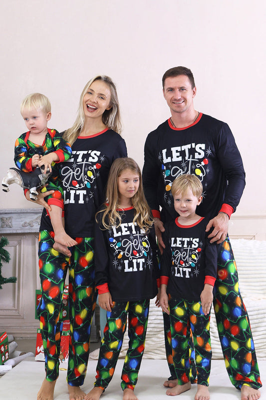 Pyjamas assortis à manches longues pour toute la famille, imprimé ampoule sur fond bleu marine