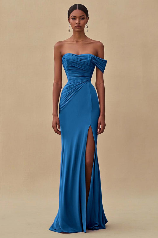 Robe de soirée longue sirène bleu encre à épaules dénudées avec fente