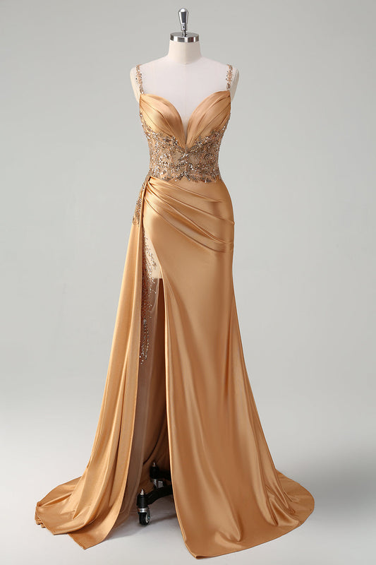 Robe de bal sirÚne champagne étincelante avec traßne Watteau, corset à sequins et fente en satin
