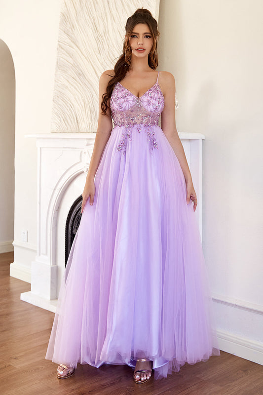 Robe de bal en tulle avec perles violettes