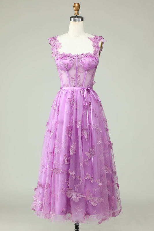 Robe de bal violette trapèze avec appliques papillons