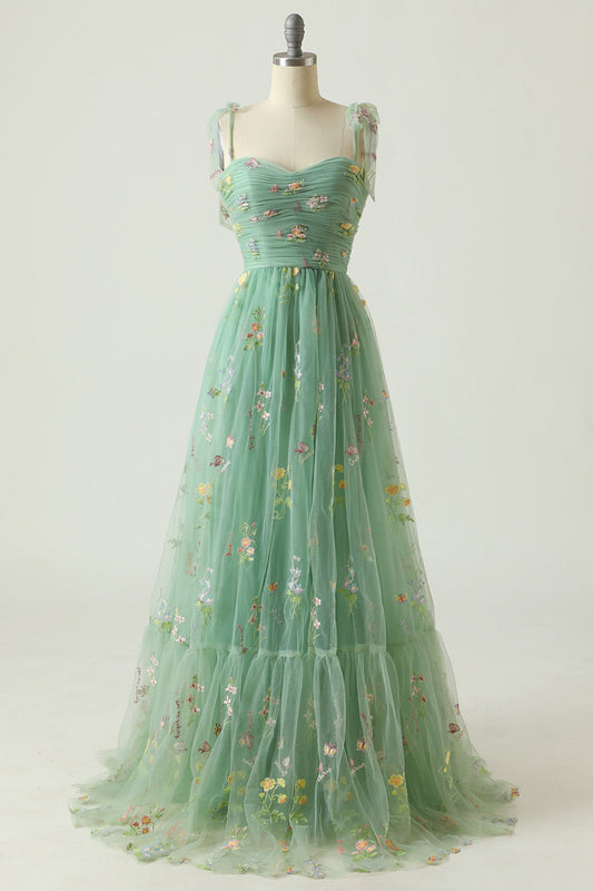 Robe de bal longue verte brodée