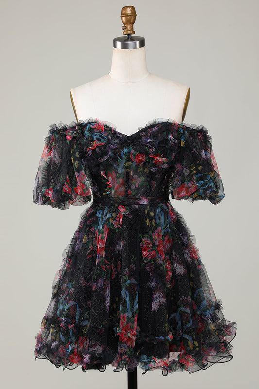 Robe de bal de fin d'études courte élégante en tulle noir trapèze à épaules dénudées avec manches courtes