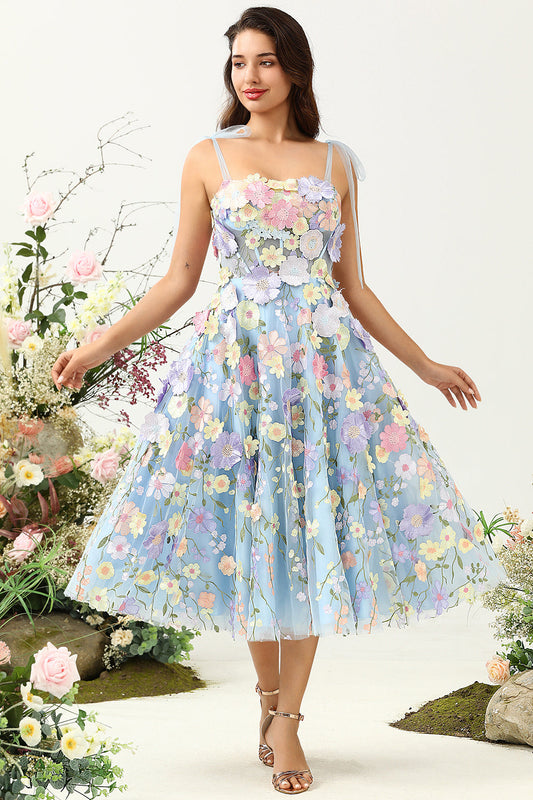 Robe de bal bleu thé mi-longue coupe trapèze à fines bretelles et fleurs 3D, mignon.