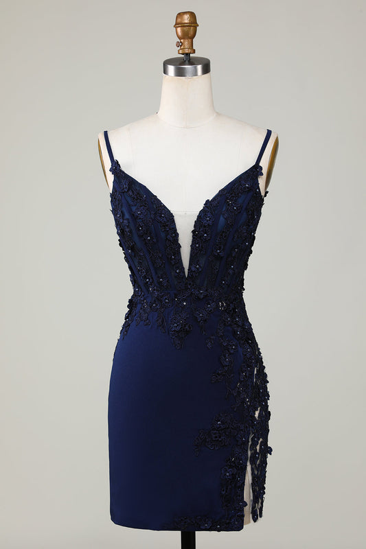 Robe de remise des diplômes courte et moulante de couleur bleu marine pailletée avec corset et dentelle