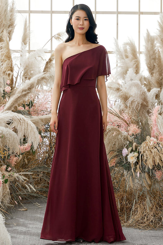Robe de demoiselle d'honneur asymétrique en mousseline bordeaux