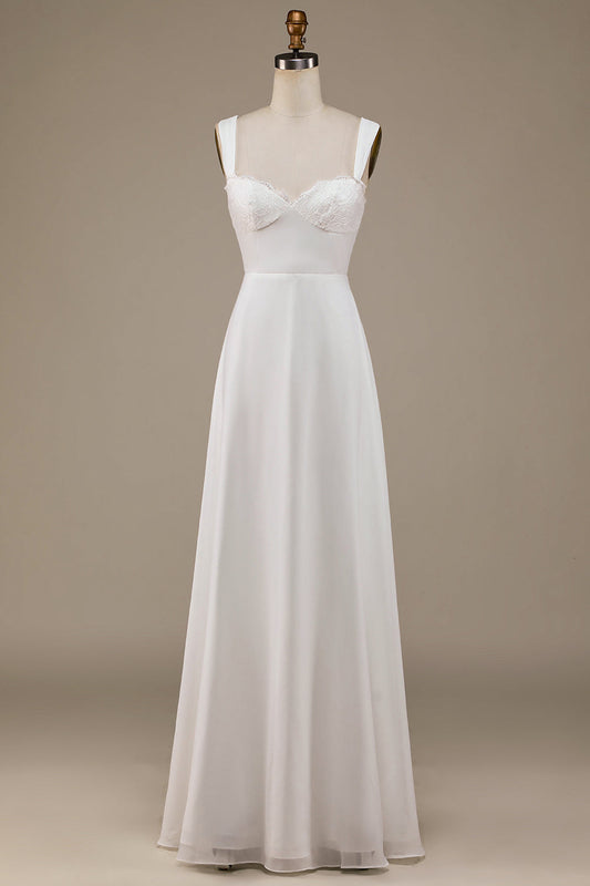 Robe de mariée bohème ivoire à encolure dégagée et en dentelle
