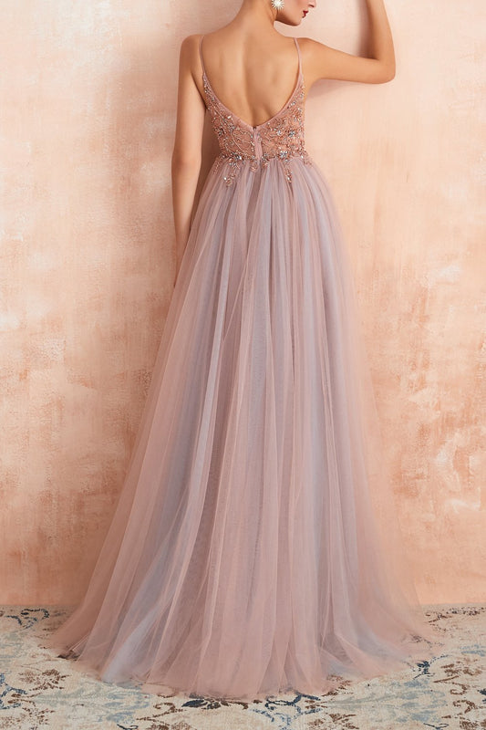 Robe en tulle gris et rose à col en V