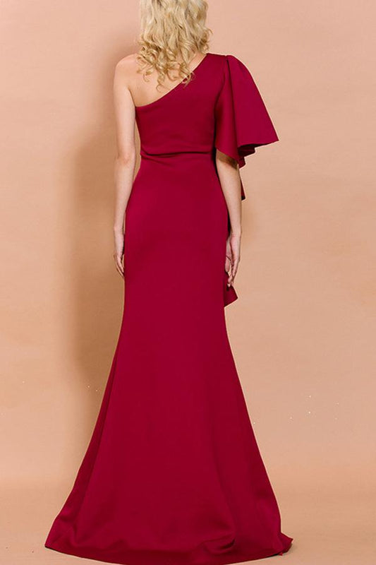 Superbe robe de soirée rouge asymétrique