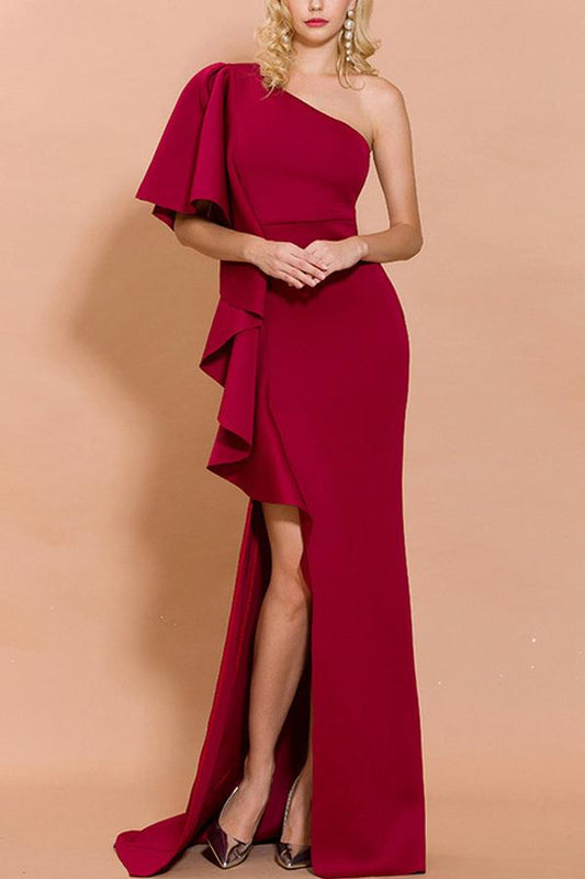 Superbe robe de soirée rouge asymétrique