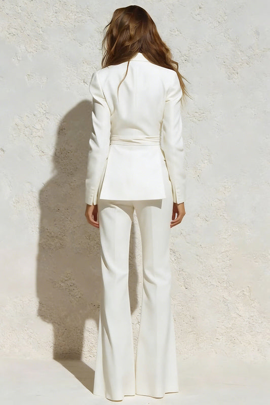 Ensemble tailleur blanc 2 pièces à revers crantés, froncé, avec ceinture