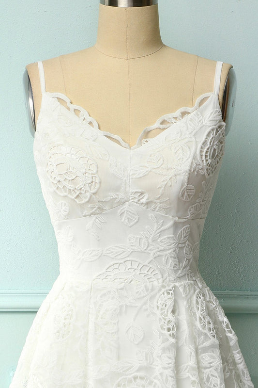 Robe midi en dentelle blanche