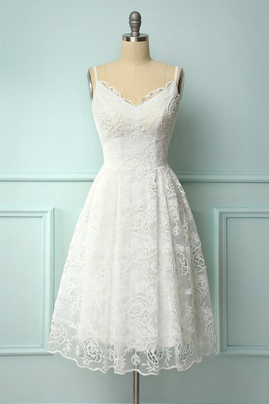 Robe midi en dentelle blanche