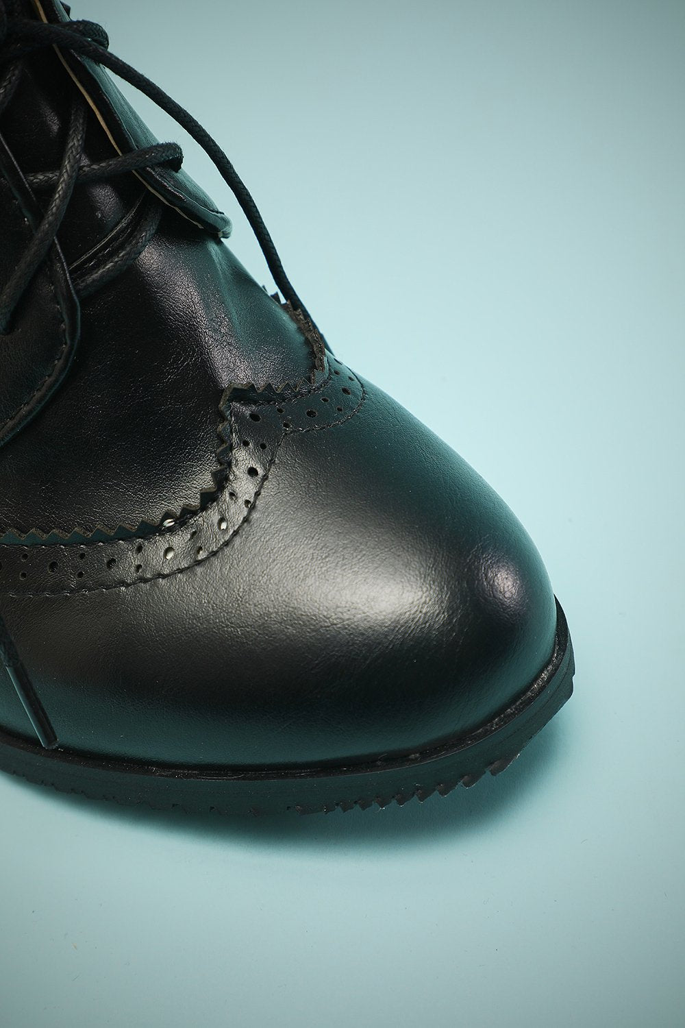 Talons épais en cuir noir
