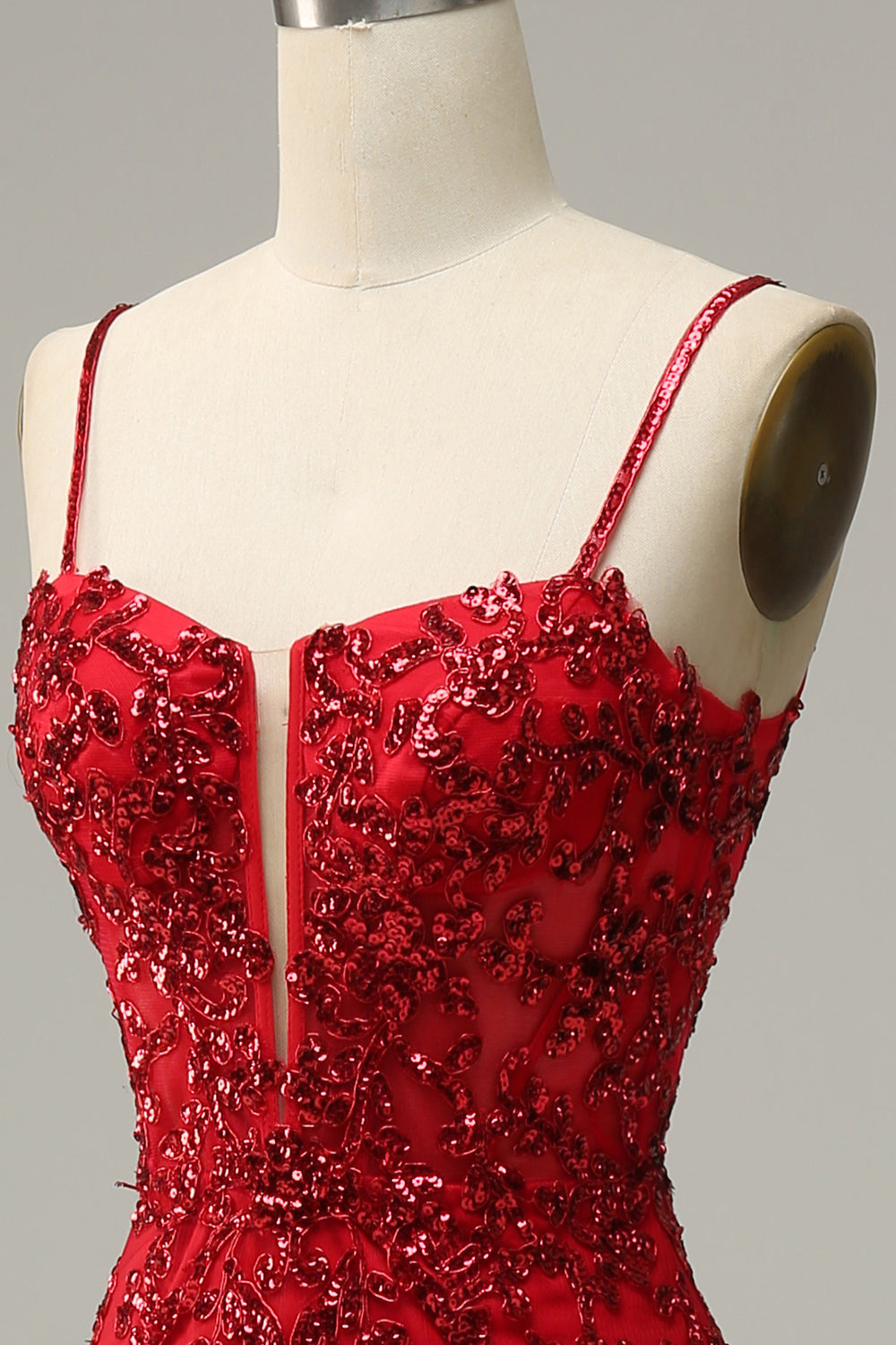 Robe de bal longue sirène à fines bretelles en sequins rouges avec fente sur le devant