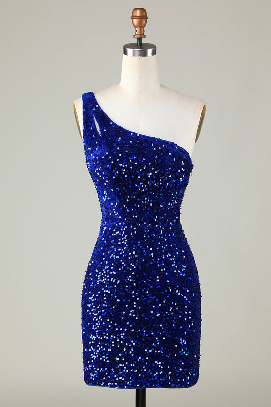 Robe de cocktail courte bleu roi asymétrique à paillettes, perles et coupe ajustée
