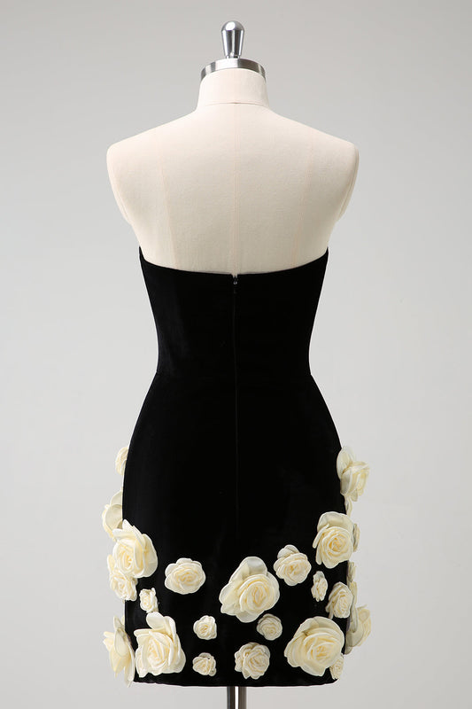 Robe courte de bal moulante noire sans bretelles avec fleurs en 3D